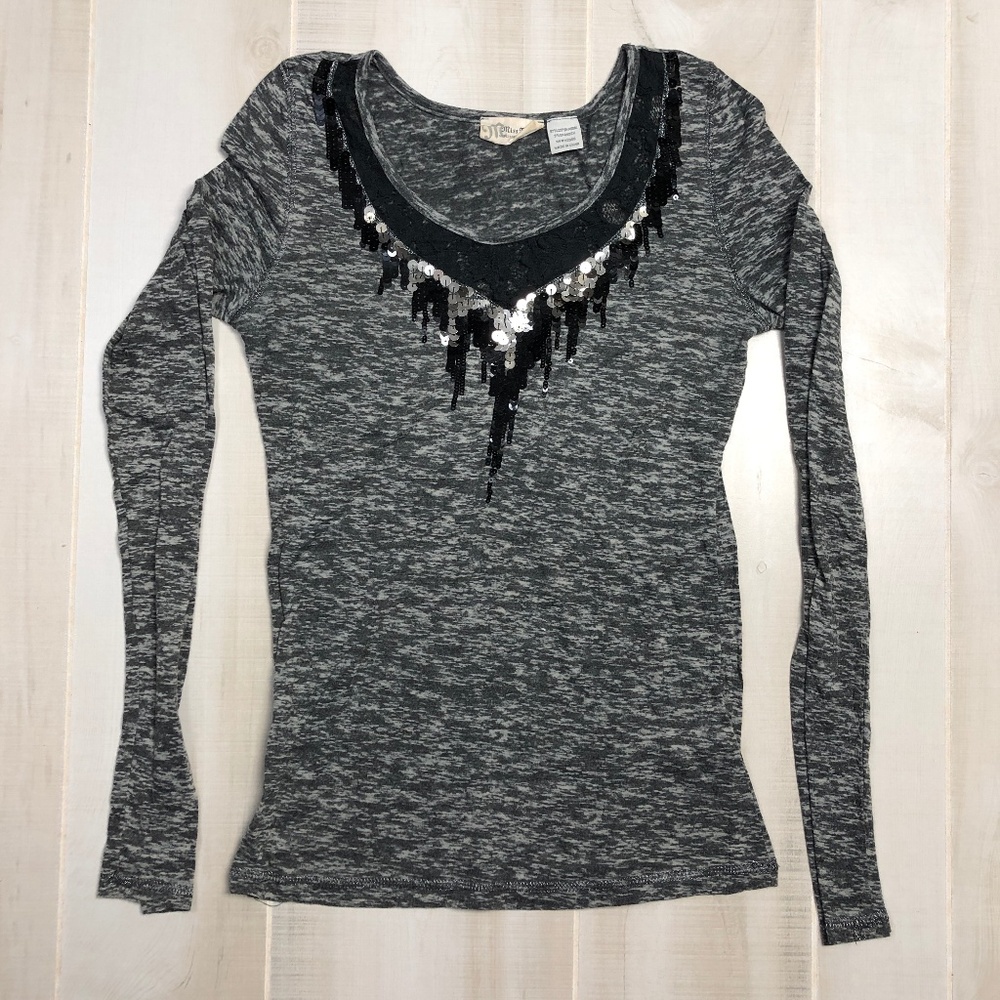 Miss Me Women's L Long Sleeved Sequins Wings